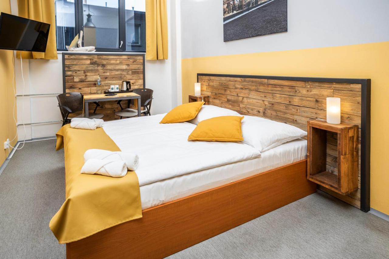 Hotel Vp1 Острава Экстерьер фото