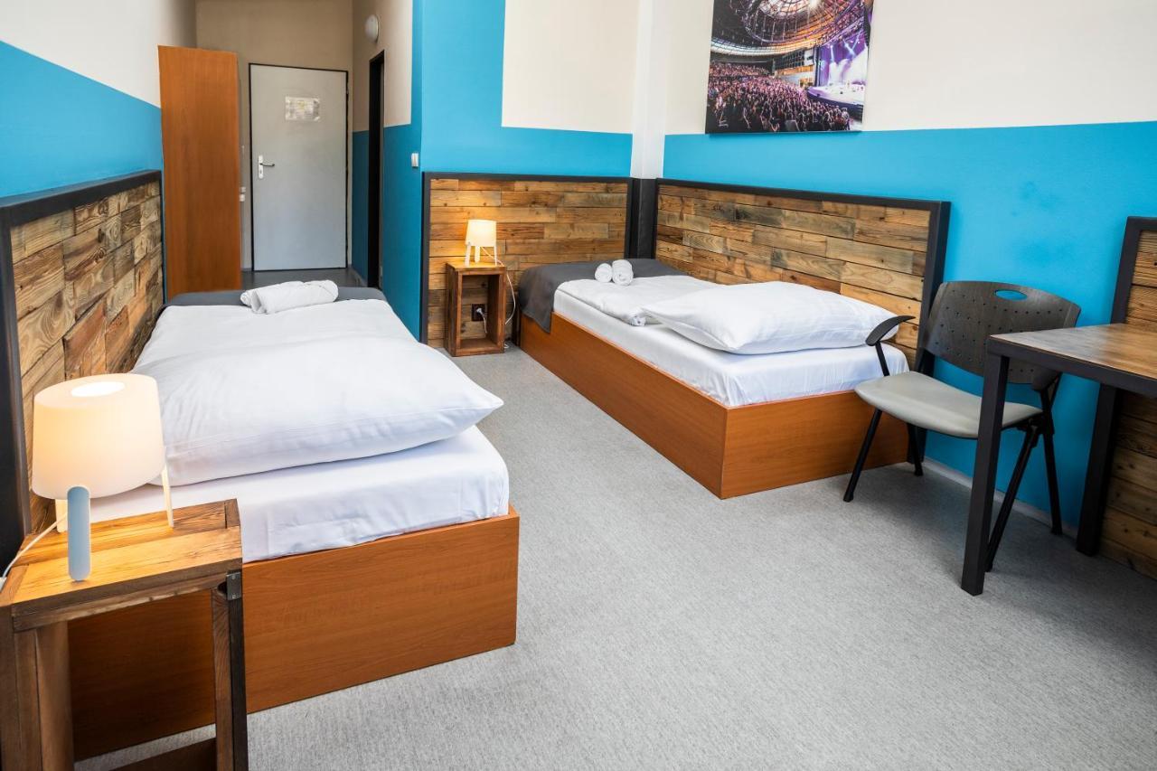 Hotel Vp1 Острава Экстерьер фото